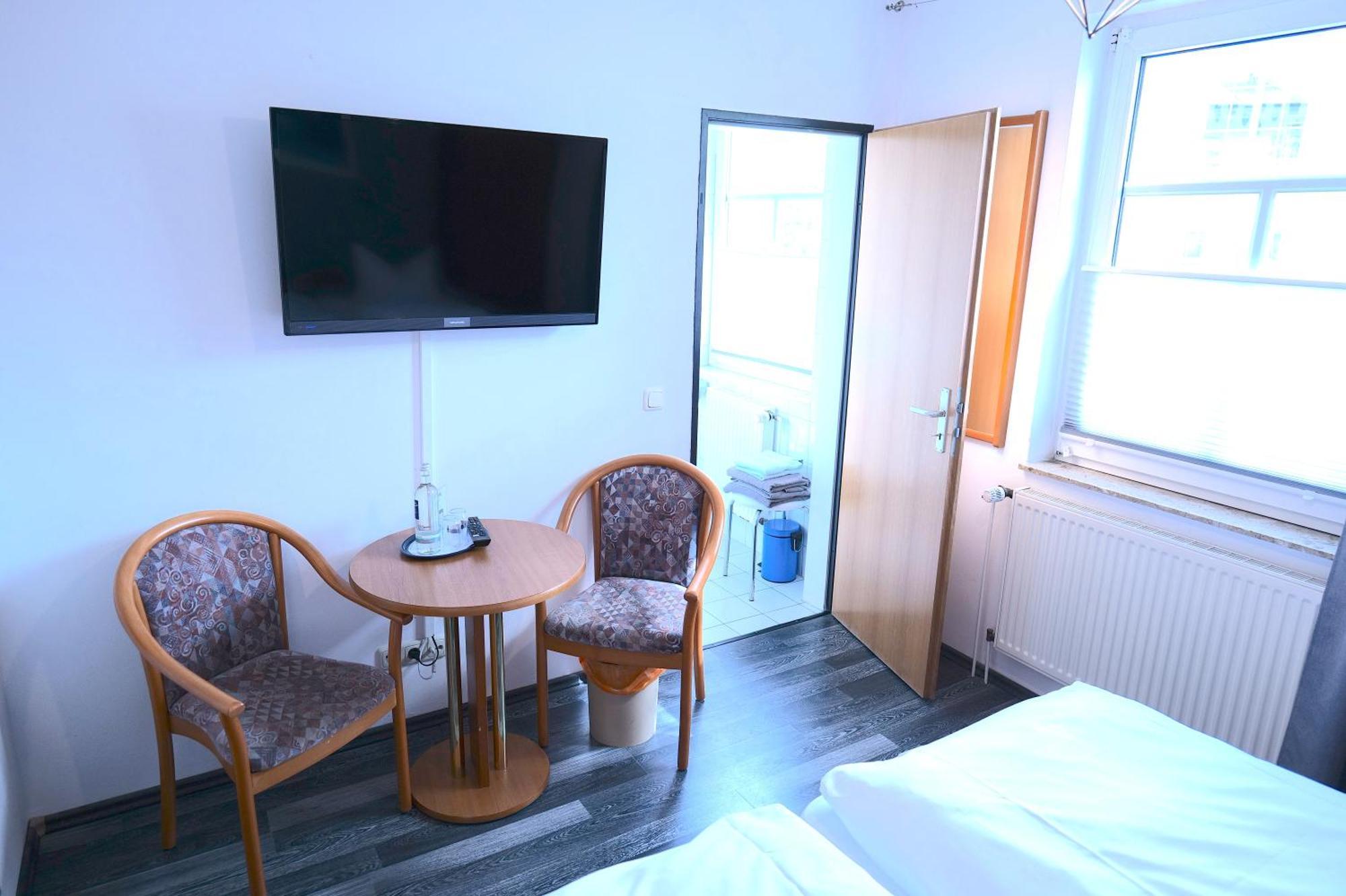 Hotel & Restaurant Am Bodden 普特布斯 外观 照片