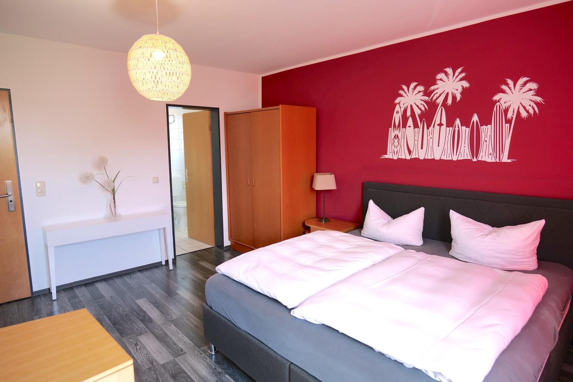 Hotel & Restaurant Am Bodden 普特布斯 外观 照片