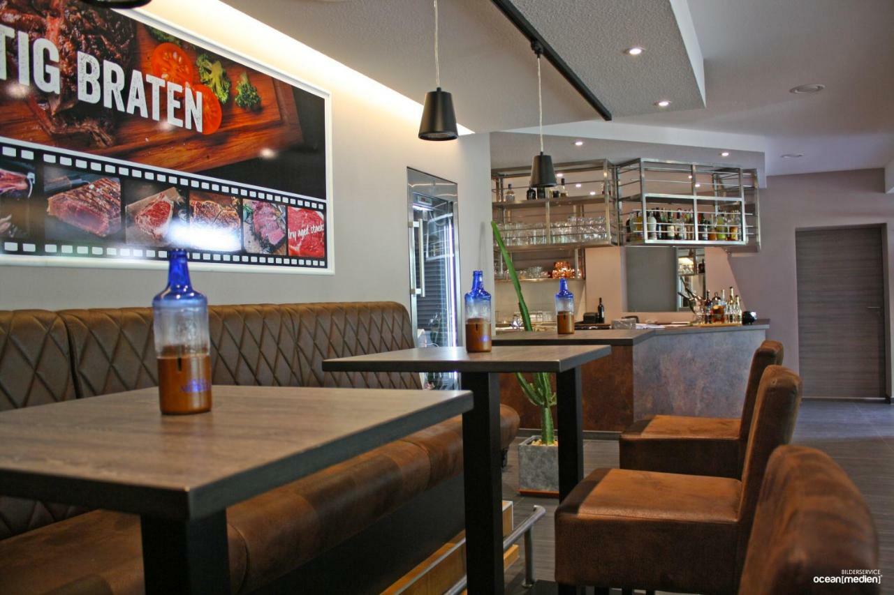Hotel & Restaurant Am Bodden 普特布斯 外观 照片